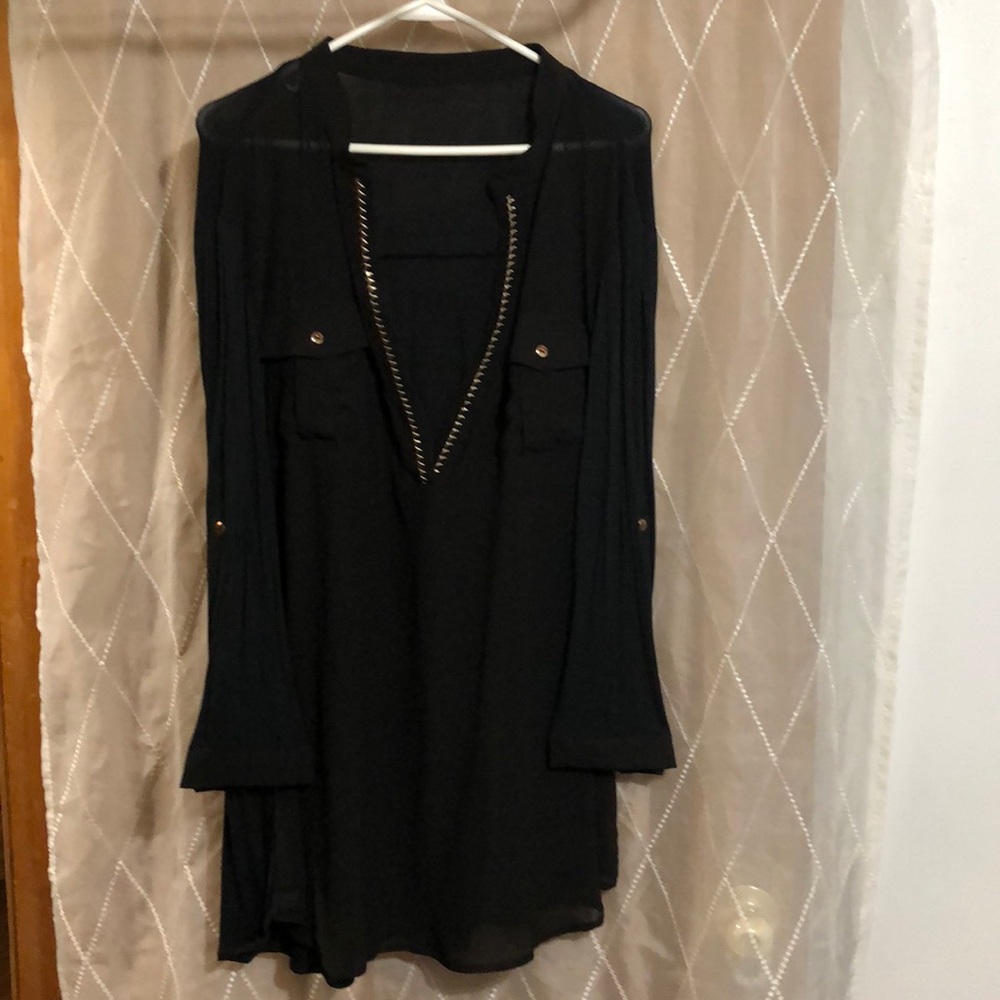 Cute shirt dress with gold detail